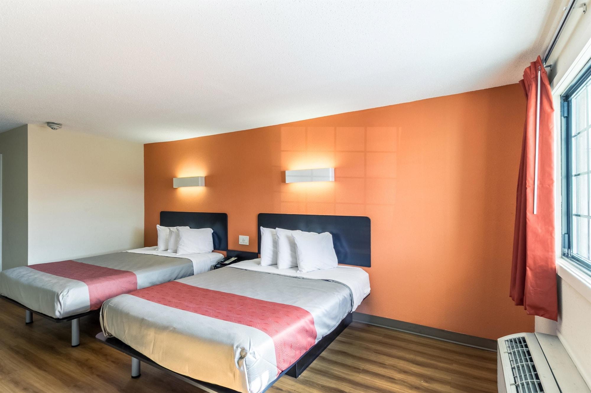 Motel 6 Νιου Μπράνσγουικ Εξωτερικό φωτογραφία
