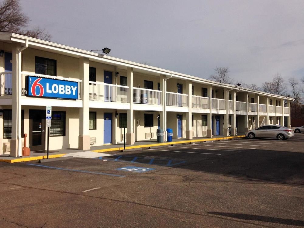 Motel 6 Νιου Μπράνσγουικ Εξωτερικό φωτογραφία