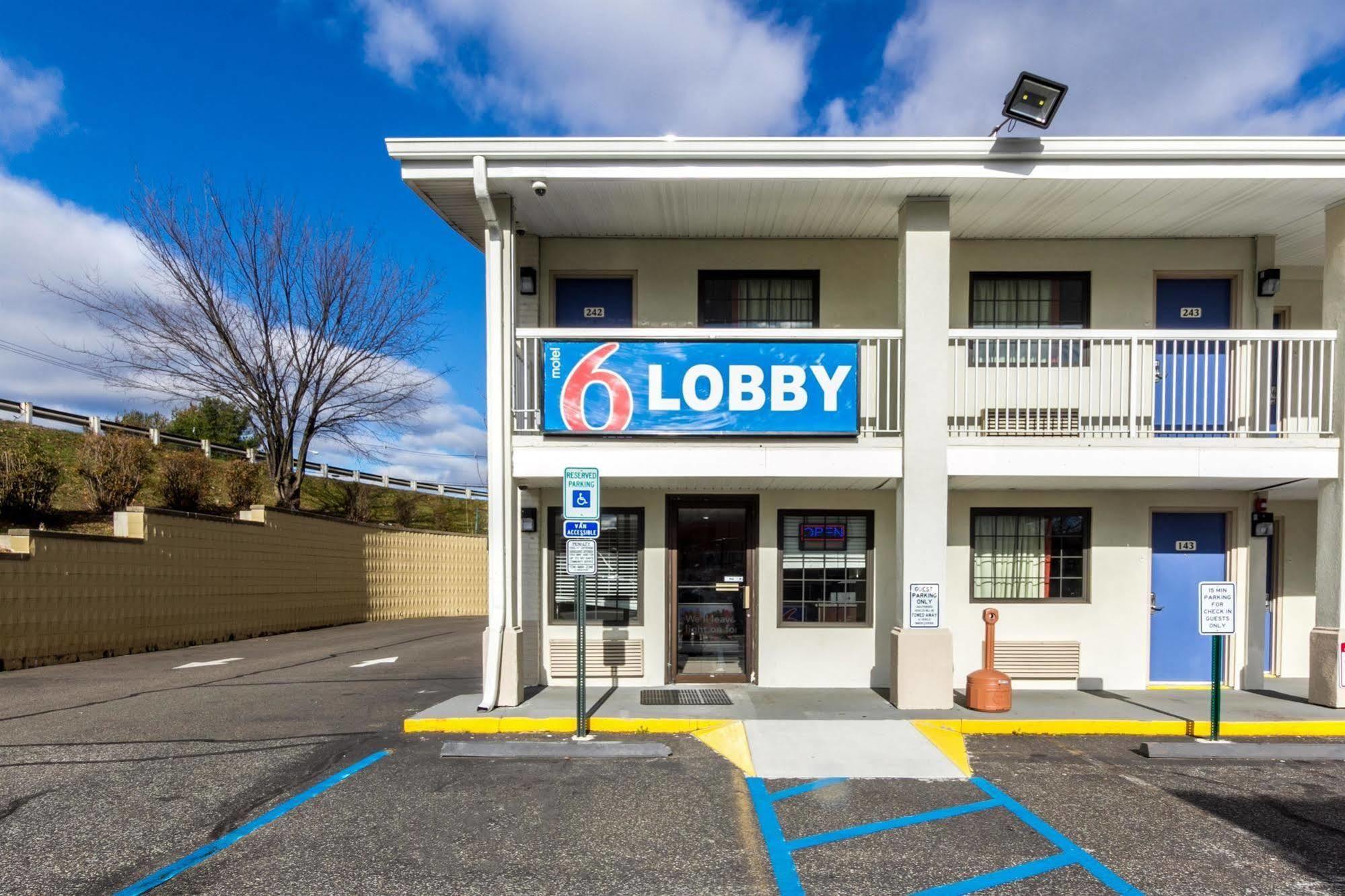Motel 6 Νιου Μπράνσγουικ Εξωτερικό φωτογραφία